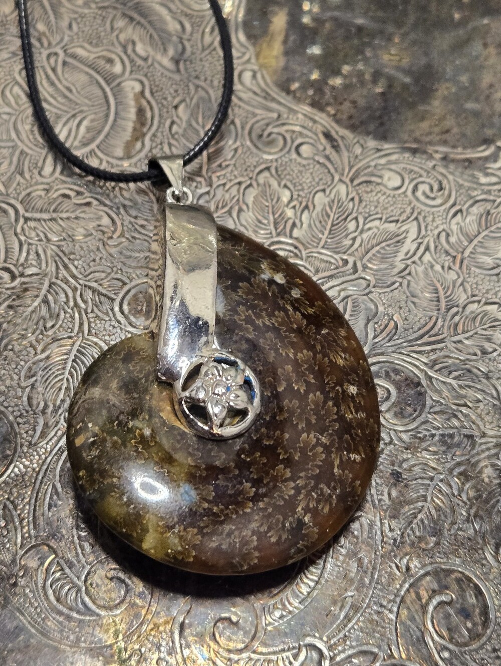 Brown Fossil Ammonite Pendant Necklace - Unbranded 925 Silver
